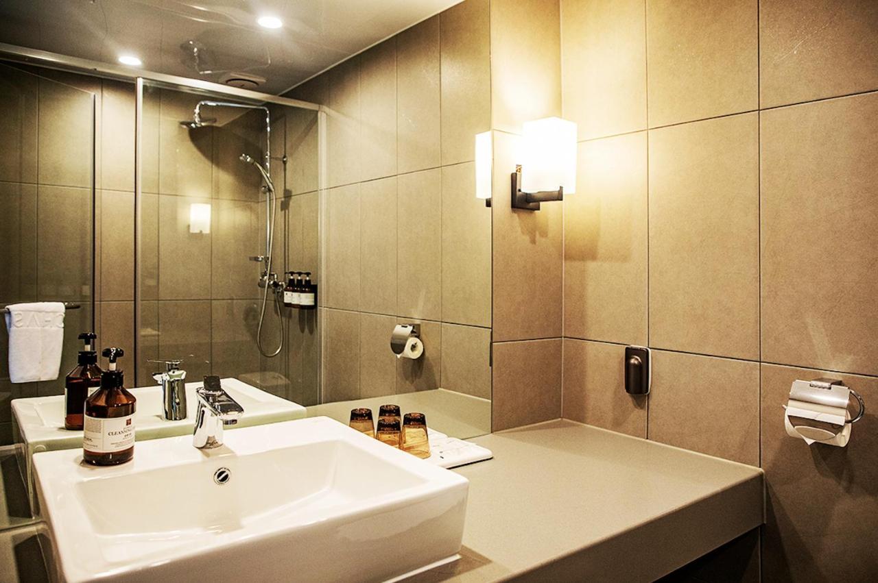 Jeju Pureun Hotel Σεογκουίπο Εξωτερικό φωτογραφία