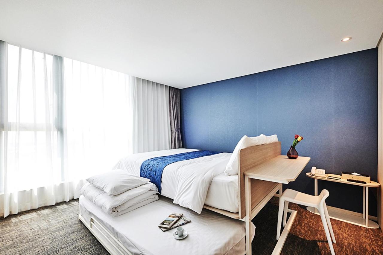 Jeju Pureun Hotel Σεογκουίπο Εξωτερικό φωτογραφία