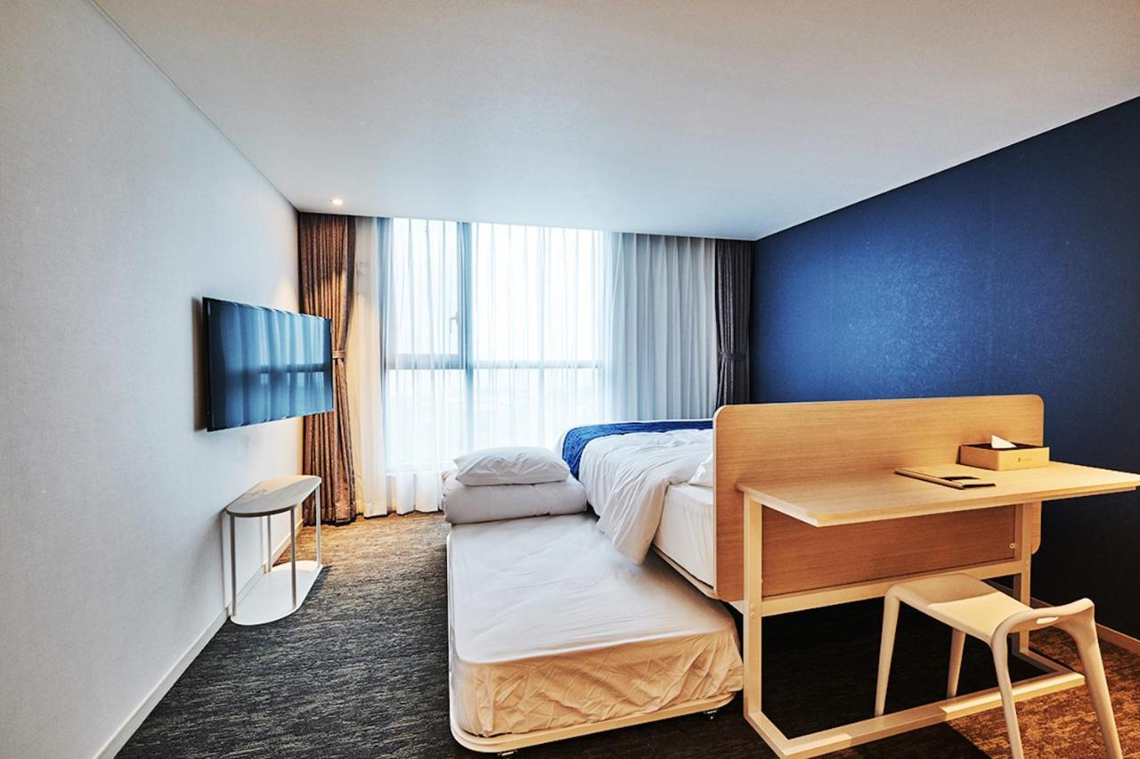 Jeju Pureun Hotel Σεογκουίπο Εξωτερικό φωτογραφία